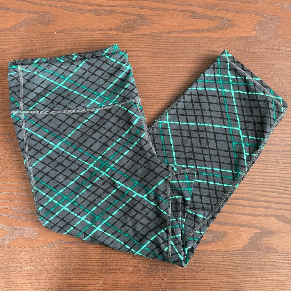 Athleta Plaid Chaturanga Capri Pants XL